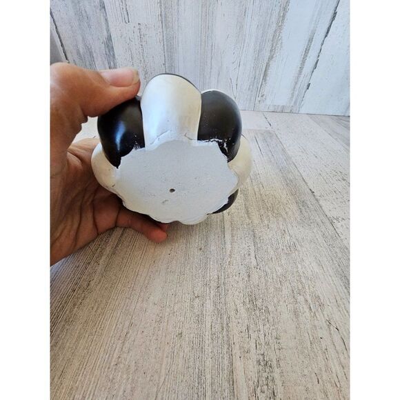 Harlequin checkered pumpkin jack-o'-lantern fall Halloween black and white decor - Picture 5 of 7